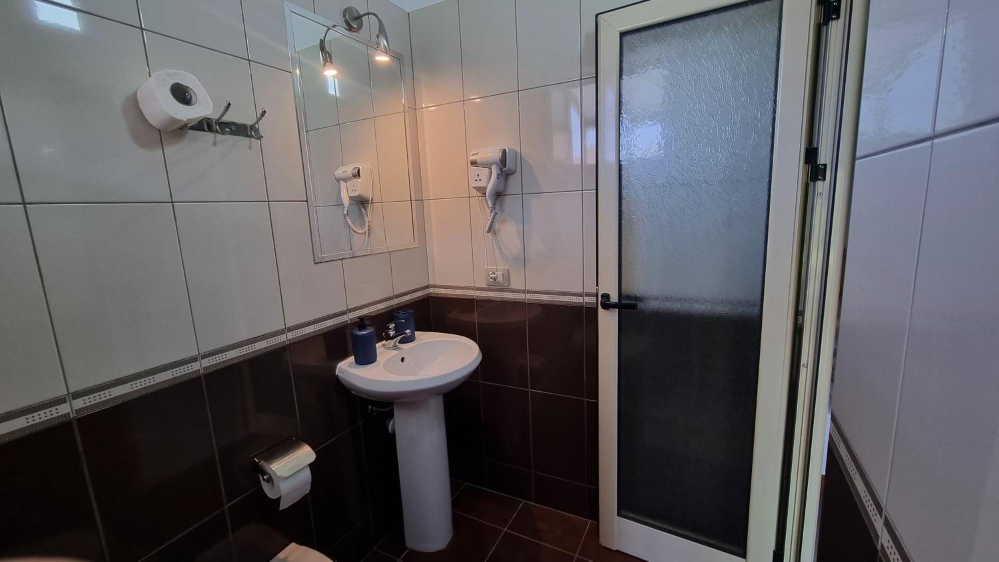 Anmaor Hotel Кепаро Екстериор снимка